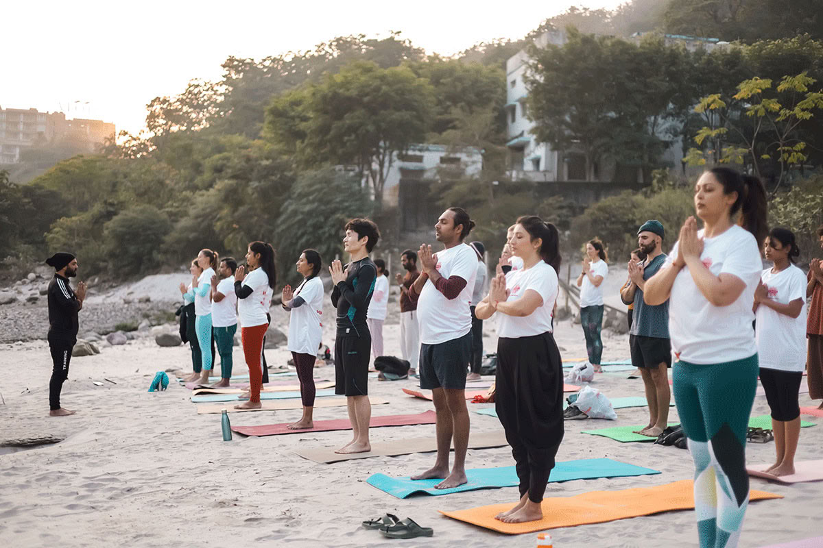 Formazione Insegnanti di Aerial Yoga a Rishikesh, India