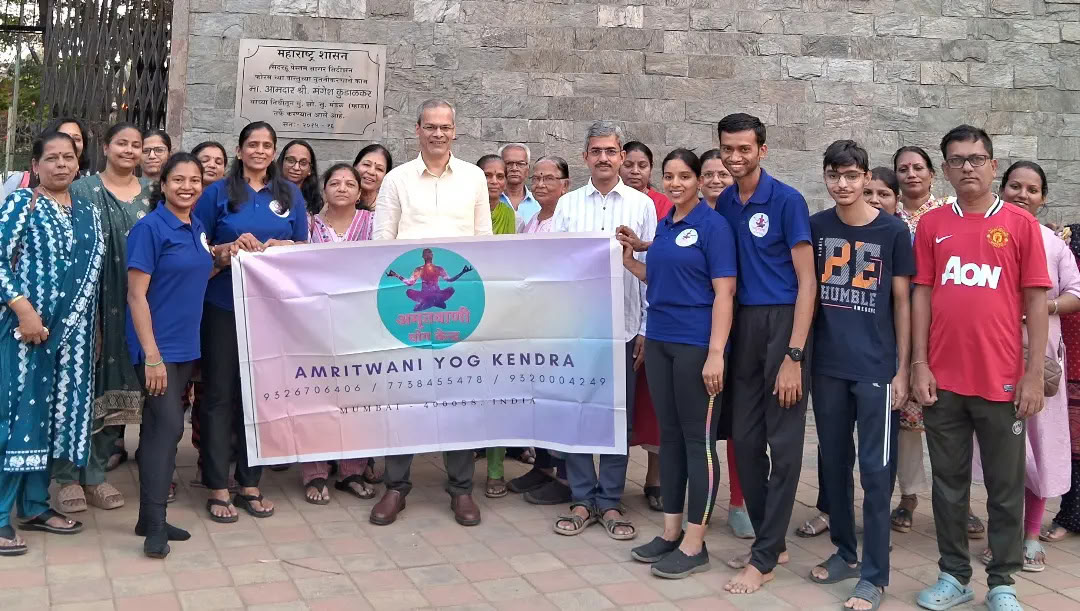 Corso di formazione per insegnanti di yoga (200 ore) - certificato IYA