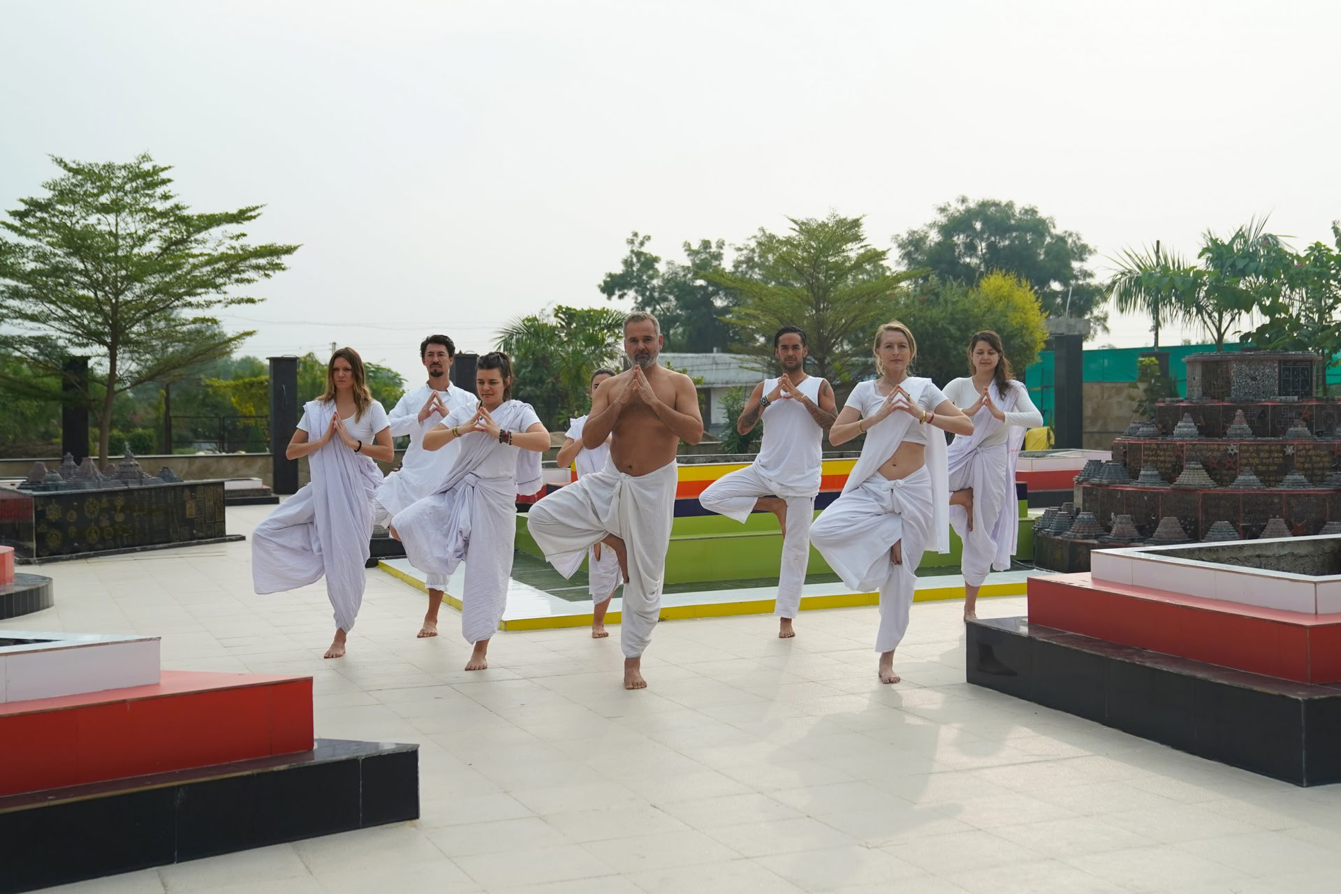Sistema di Yog e Kriya Sharabh 300 ore