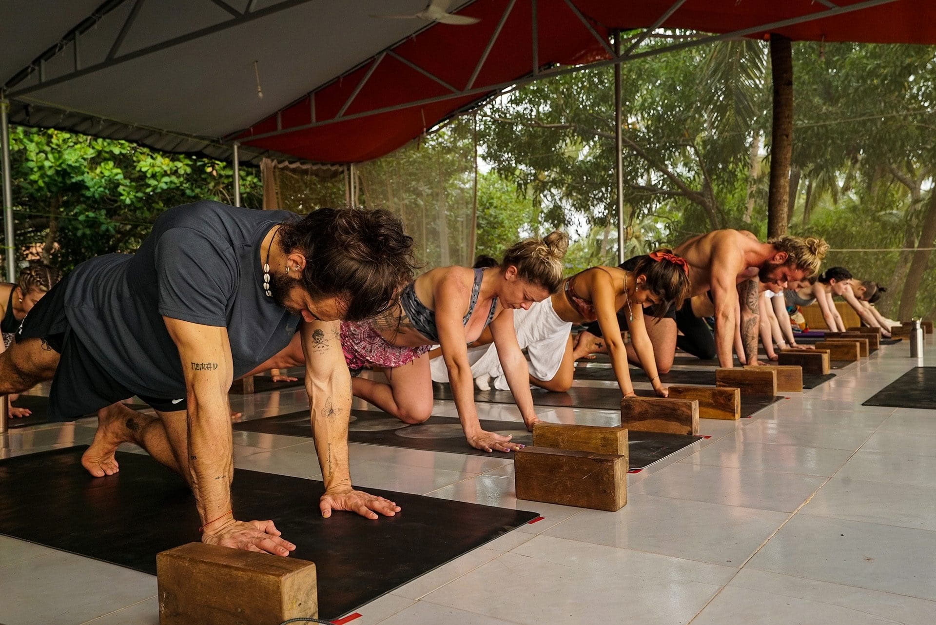 Formazione insegnanti di Yoga Hatha Vinyasa di 200 ore – 6 dic - 2 gen