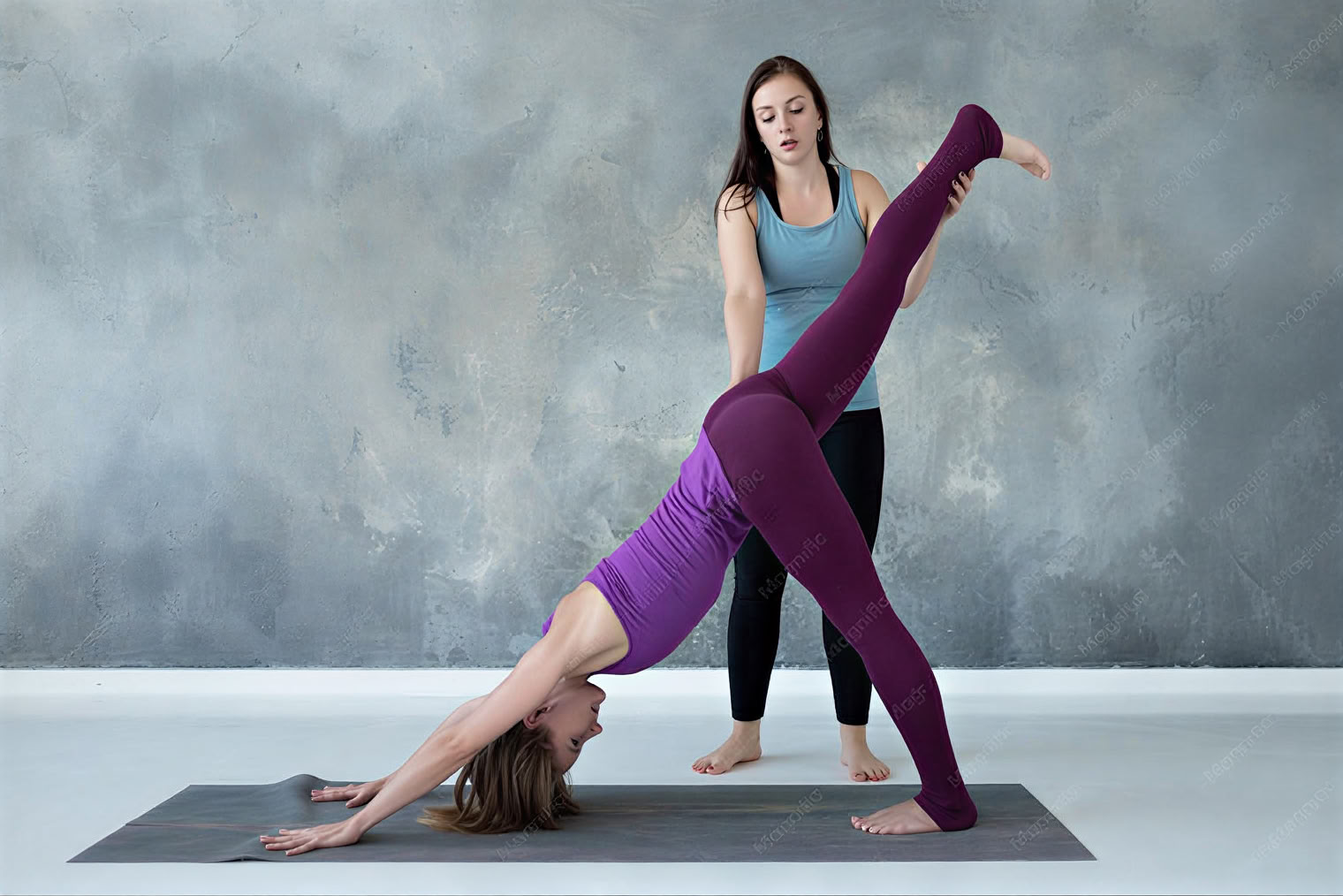 TTC di Terapia Yoga di 100 Ore a Rishikesh