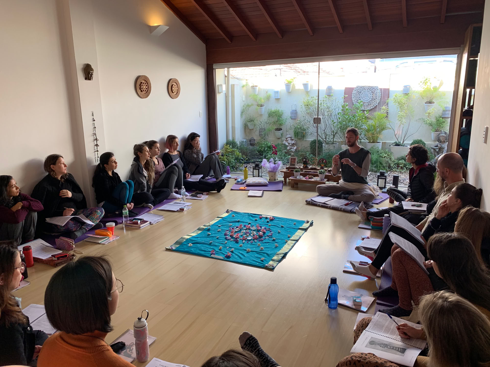 Corso di formazione per insegnanti di yoga di 200 ore - ottobre 2026