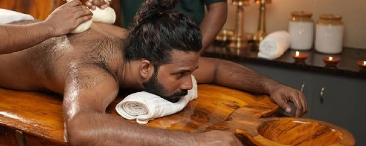 Ritiro Yoga Ayurveda di 11 Giorni Veda Evolve: Detox e Risveglia la Tua Vitalità Interiore