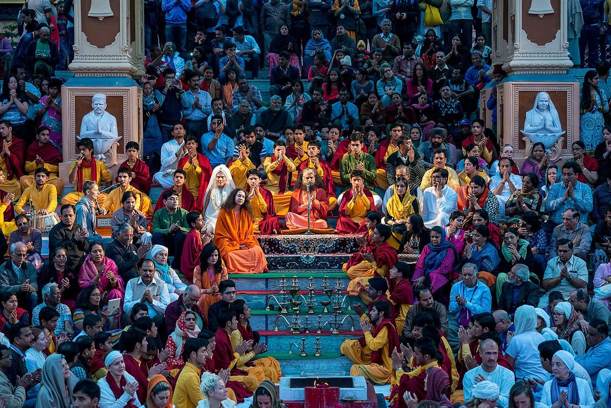 Corso di formazione insegnanti di yoga Hatha Vinyasa da 200 ore