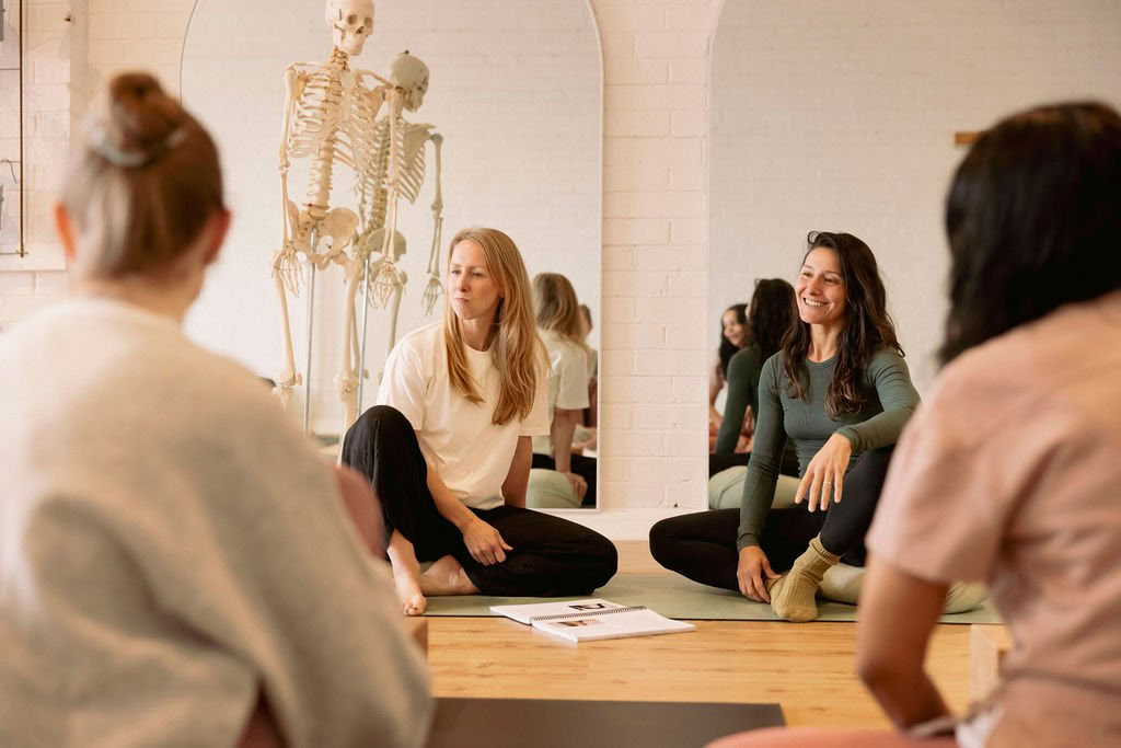 Yin 30 ore YTT — Radici — Weekend 1