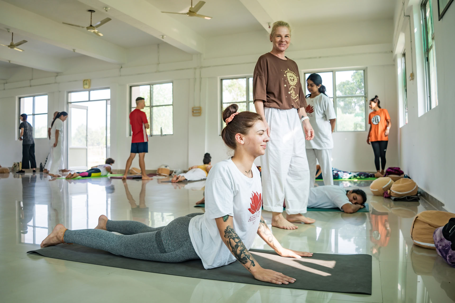 Costruisci delle basi solide: Certificazione yoga da 200 ore in India 2026