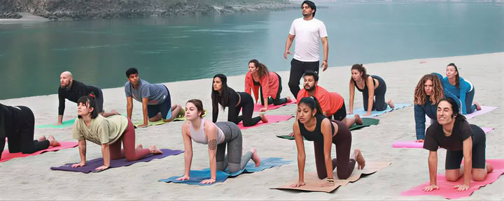 Formazione Insegnanti di Yoga Tradizionale di 500 Ore