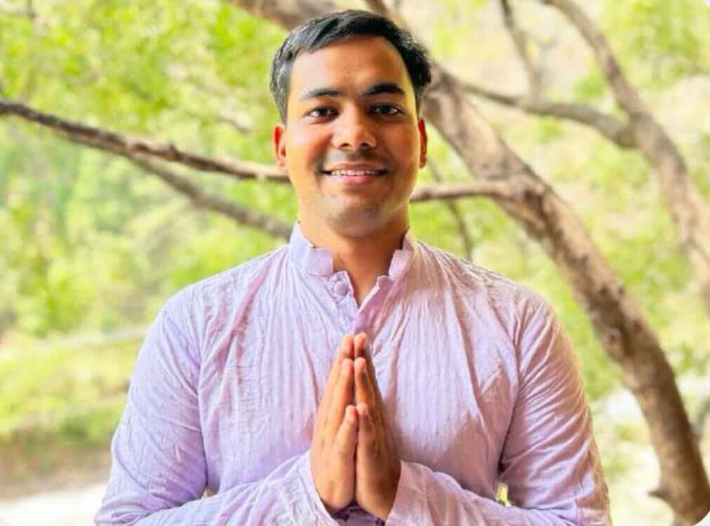 Corso di formazione insegnanti di yoga olistico di 200 ore