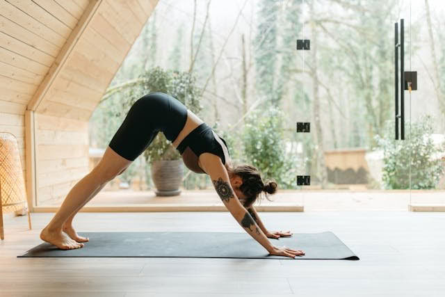 Formazione Insegnanti di Yoga con Guarigione Sonora a Rishikesh