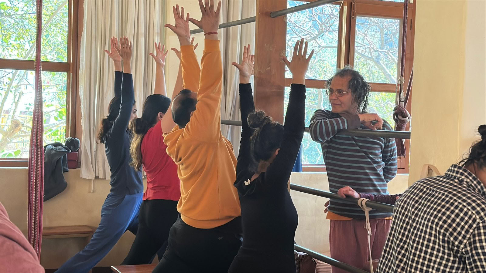 Corso intensivo di yoga di 160 ore a Dharamshala