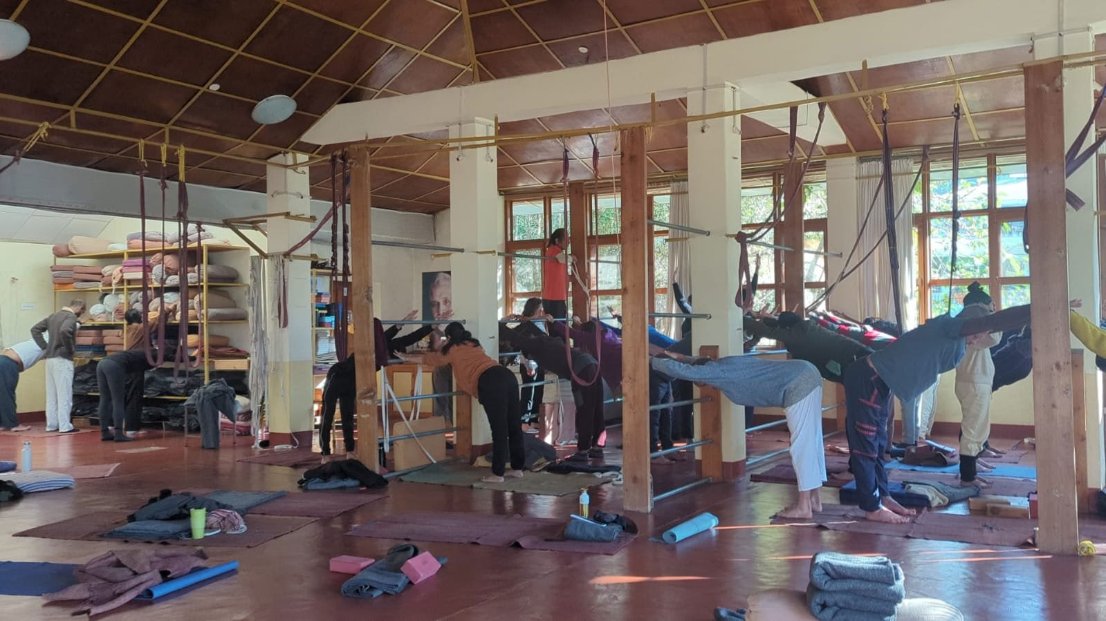 Corso intensivo di yoga di 160 ore a Dharamshala