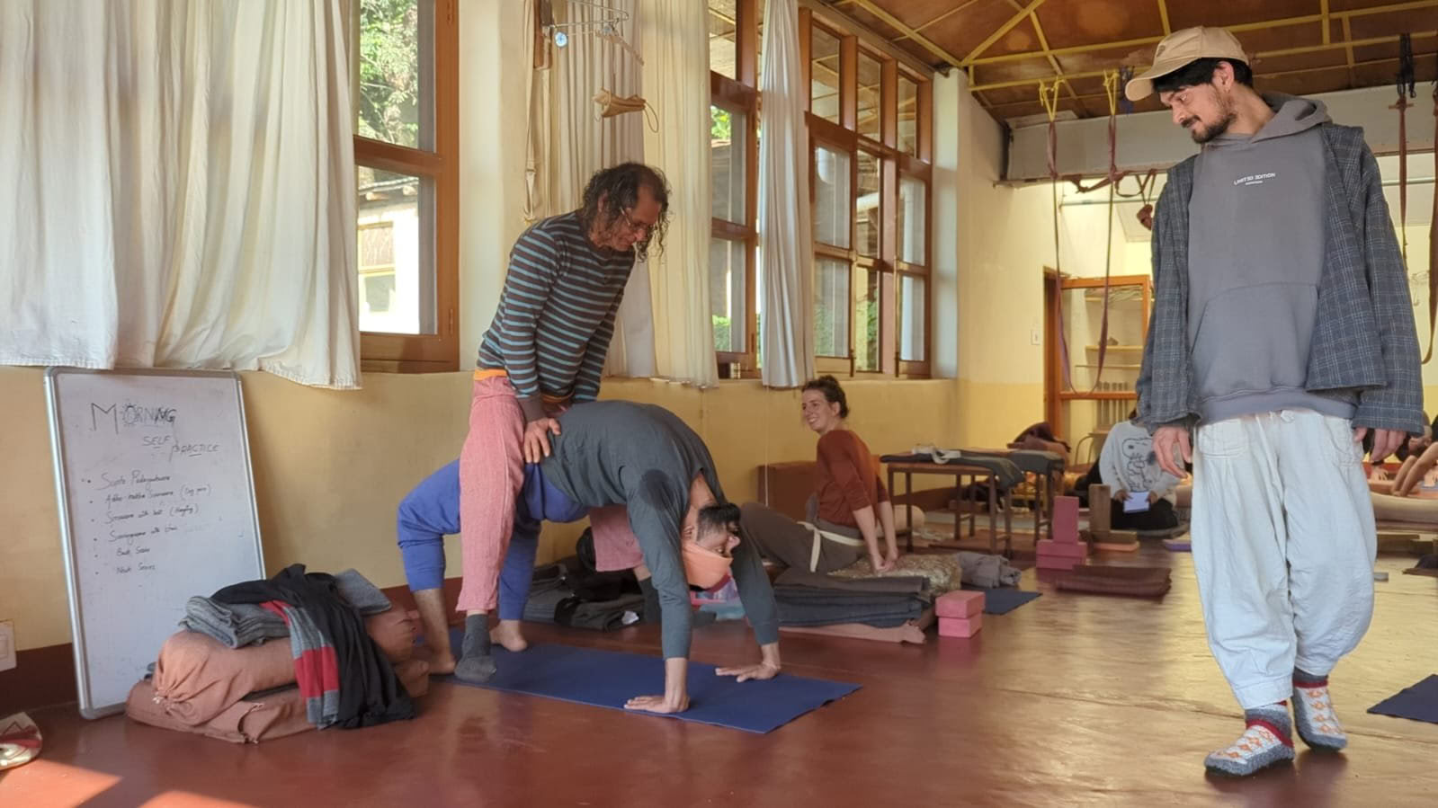 Corso intensivo di yoga di 160 ore a Dharamshala