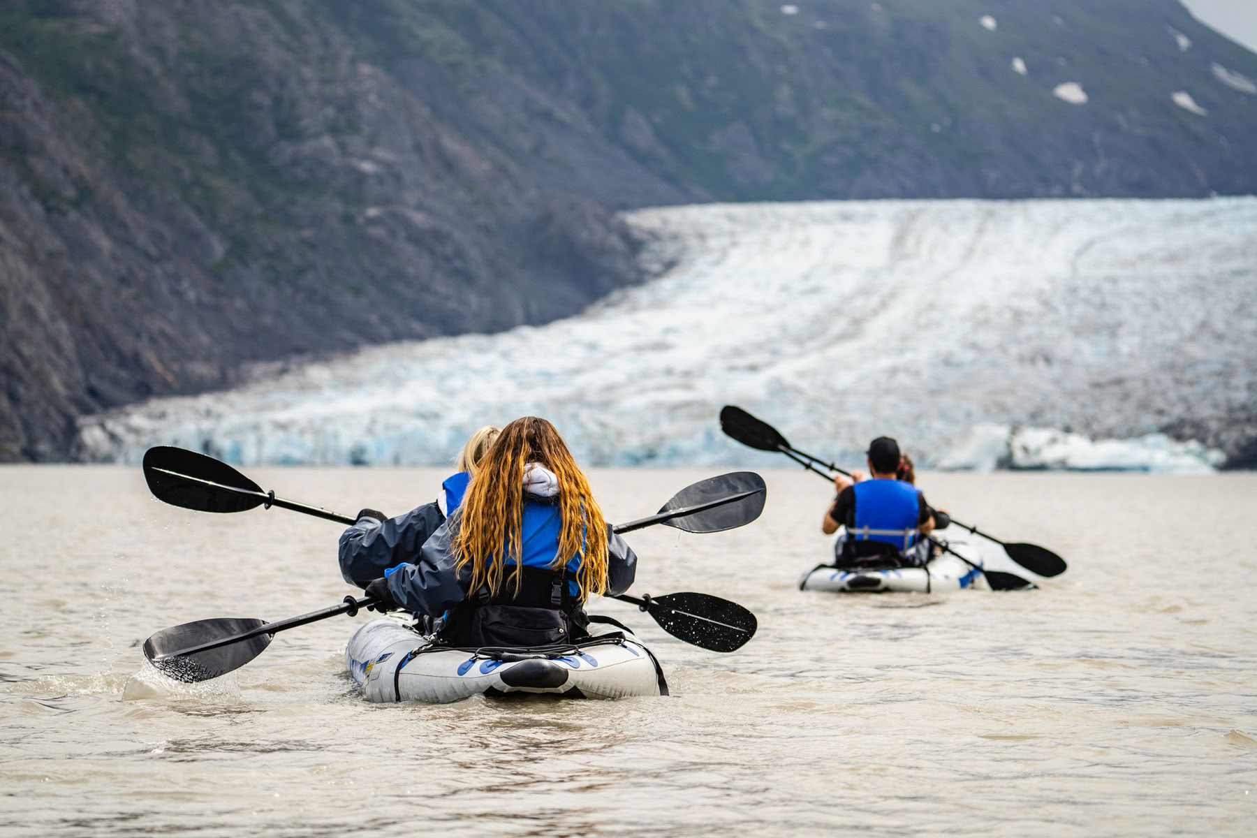 Kayak sul lago glaciale