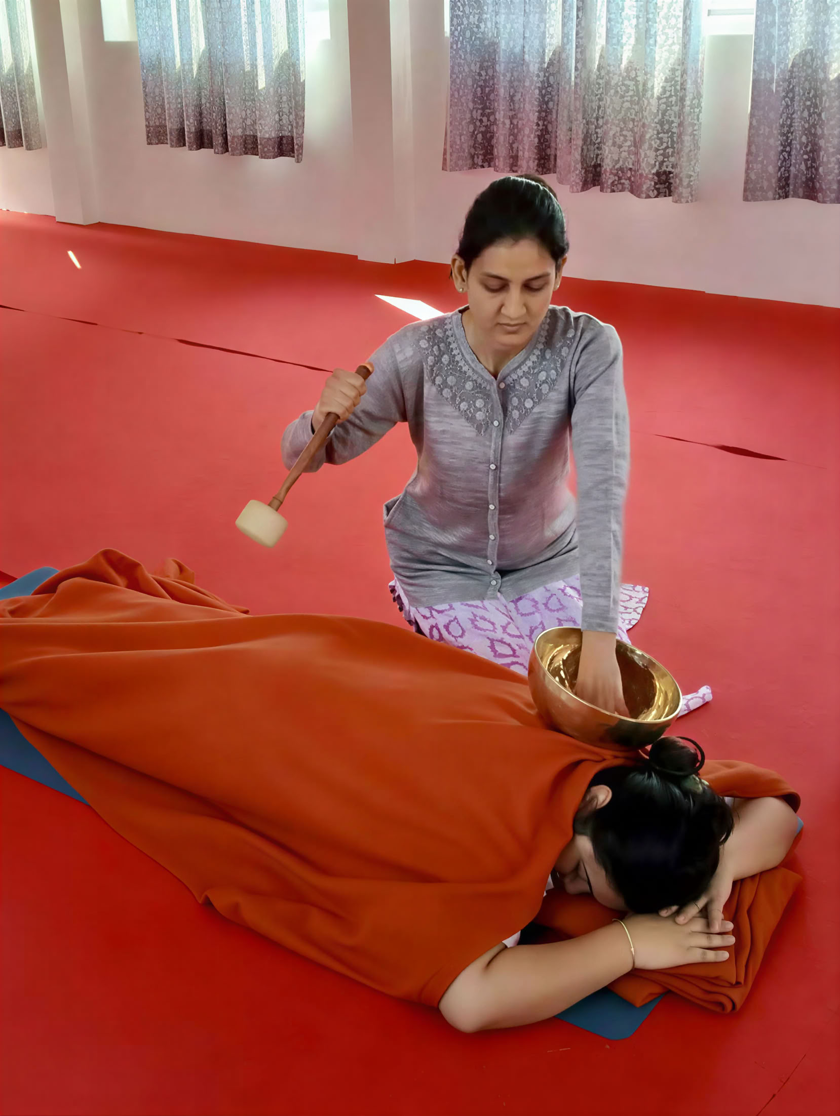 12 giorni di formazione insegnanti di Sound Healing di 75 ore a Rishikesh, India