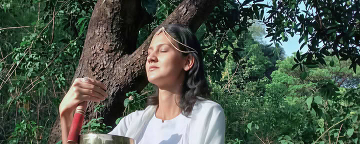 Formazione Insegnanti di Sound Healing di 9 Giorni e 50 Ore a Rishikesh, India