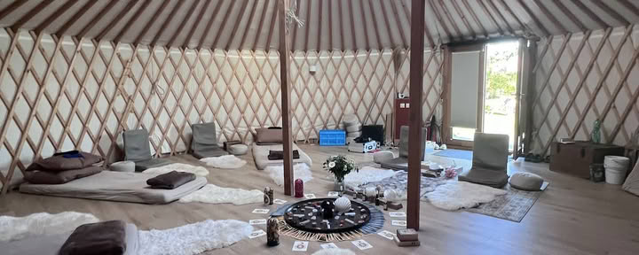 Experiential Training Institute - Ritiri e formazione con psilocibina psichedelica