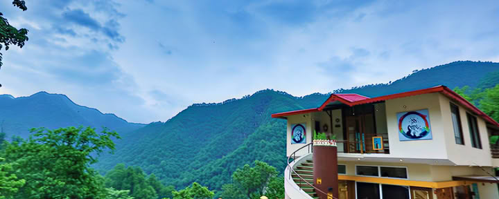 Veda5 Ayurveda & Yoga Ritiro Rishikesh