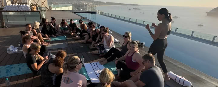 Baja Moon Yoga – Cabo Yoga Shala · Addio al Nubilato Aziendale Privato per il Tempo Libero