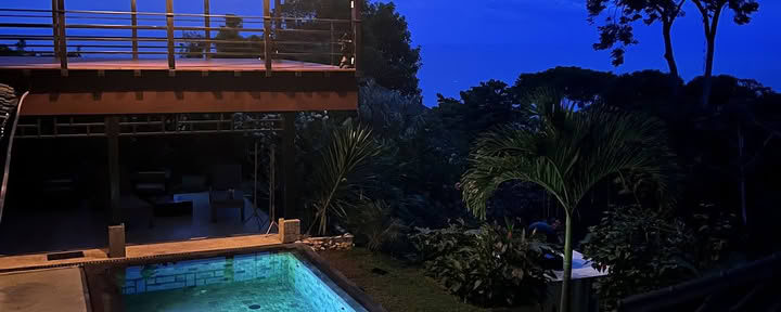 Pagoda del loto azzurro
