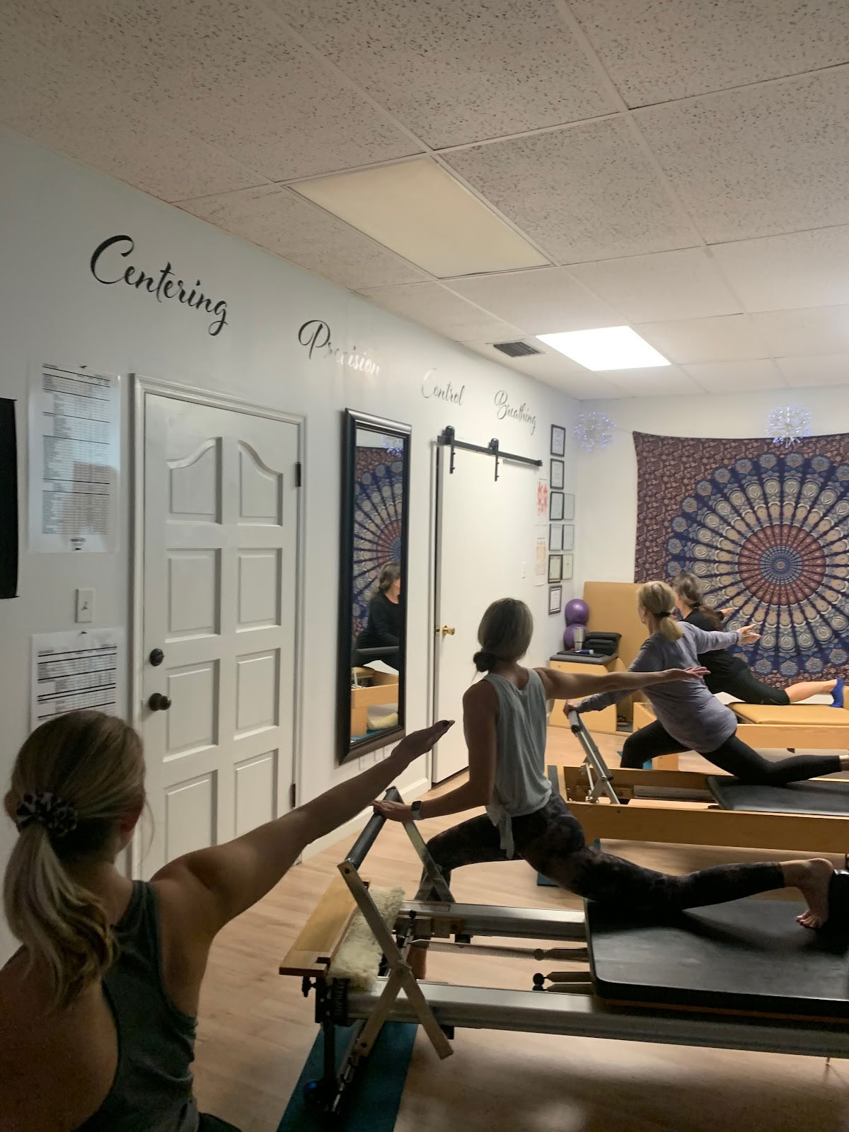 Pilates Yoga Loft - Studio Olistico del Benessere | St. Augustine | Lezioni di Pilates e Yoga, Certificazioni, Agopuntura e Reiki