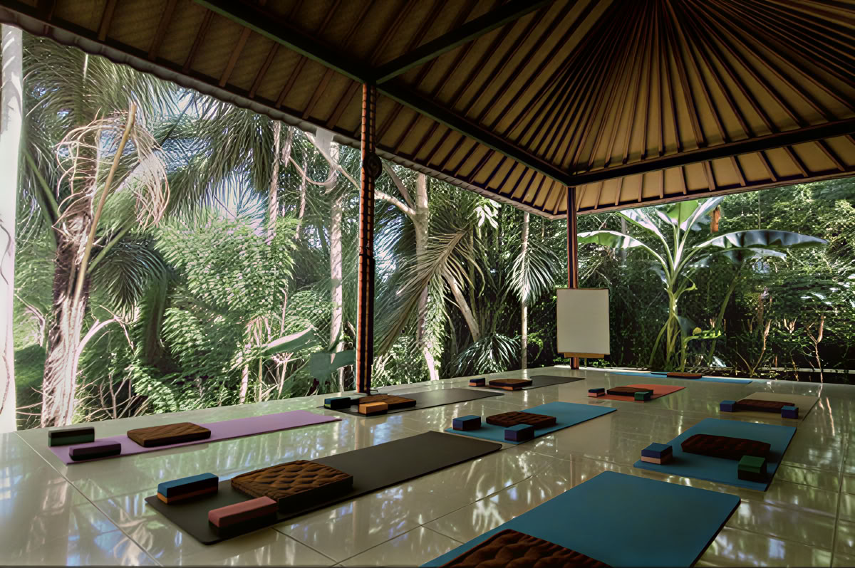 Bali Yoga Center - Lezioni di Yoga e YTT a Ubud Bali
