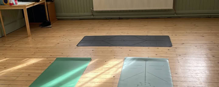 And Yoga - Lezioni di Yoga - Abergavenny