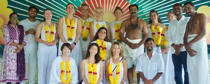Lalitha Yoga Academy - Formazione Insegnanti di Yoga Varkala, Kerala