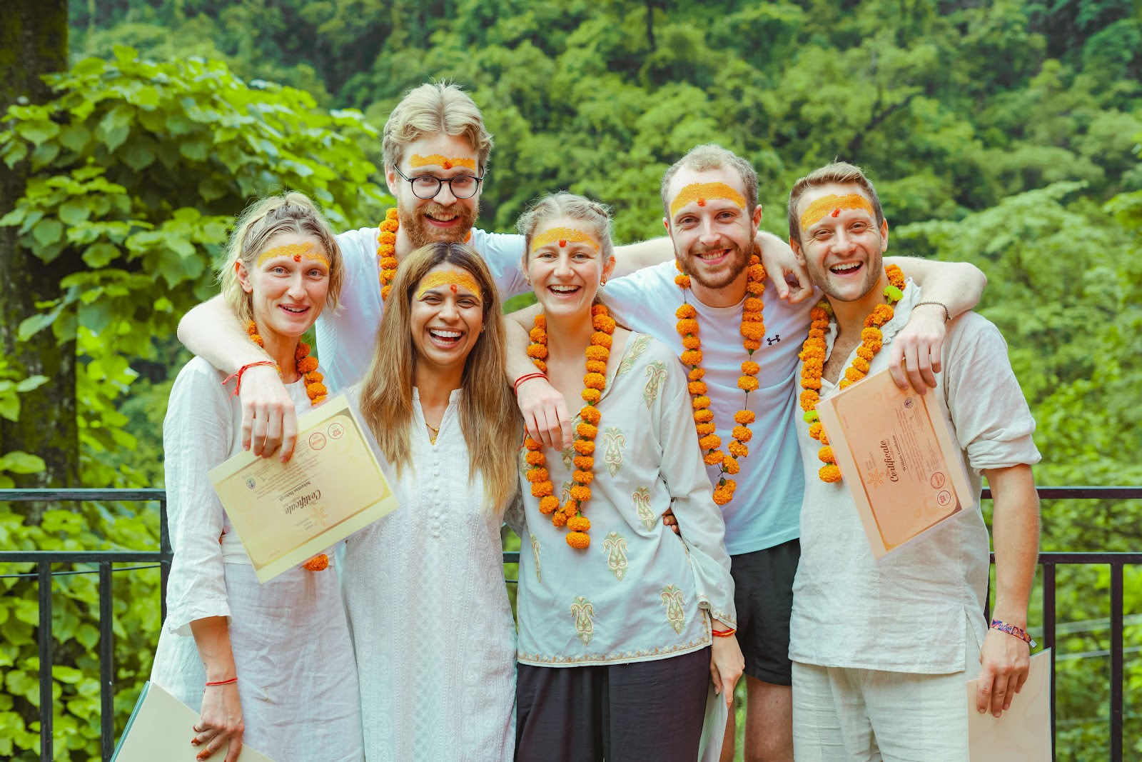 Mind Flow Harmony - La migliore scuola di formazione per insegnanti di yoga a Rishikesh