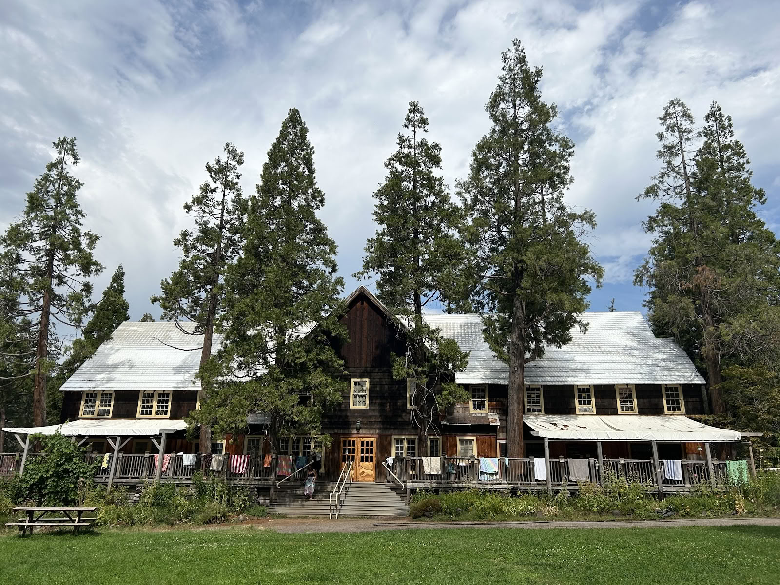 Breitenbush Hot Springs Ritiro and Conference Center
