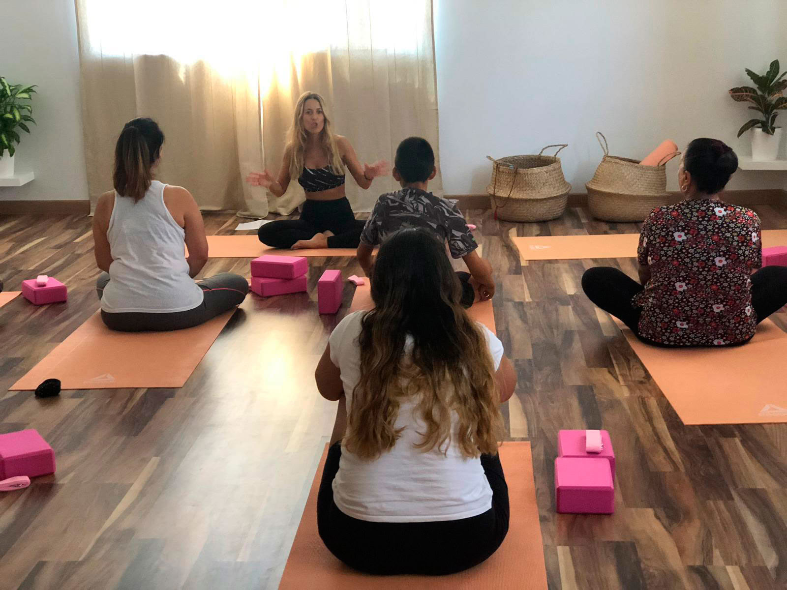 Mãe Yoga- Centro di Yoga a Calypo Fado - Casarrubios del Monte