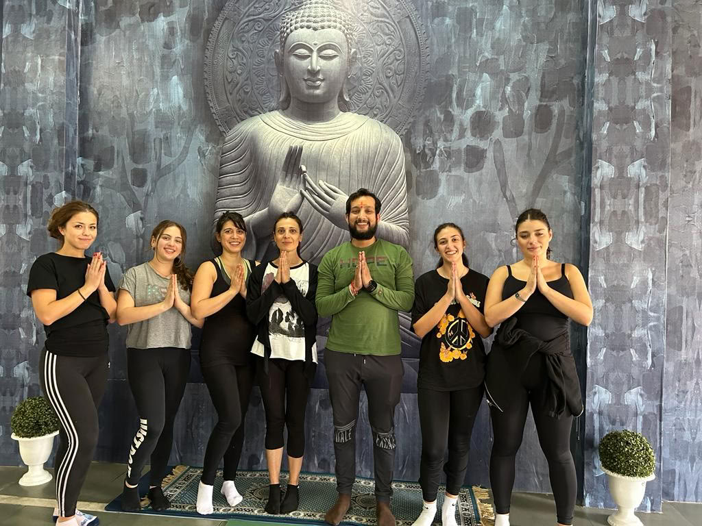Sunshine yoga /Le migliori lezioni di yoga ad Amritsar /Lezioni di yoga ad Amritsar /Yoga ad Amritsar