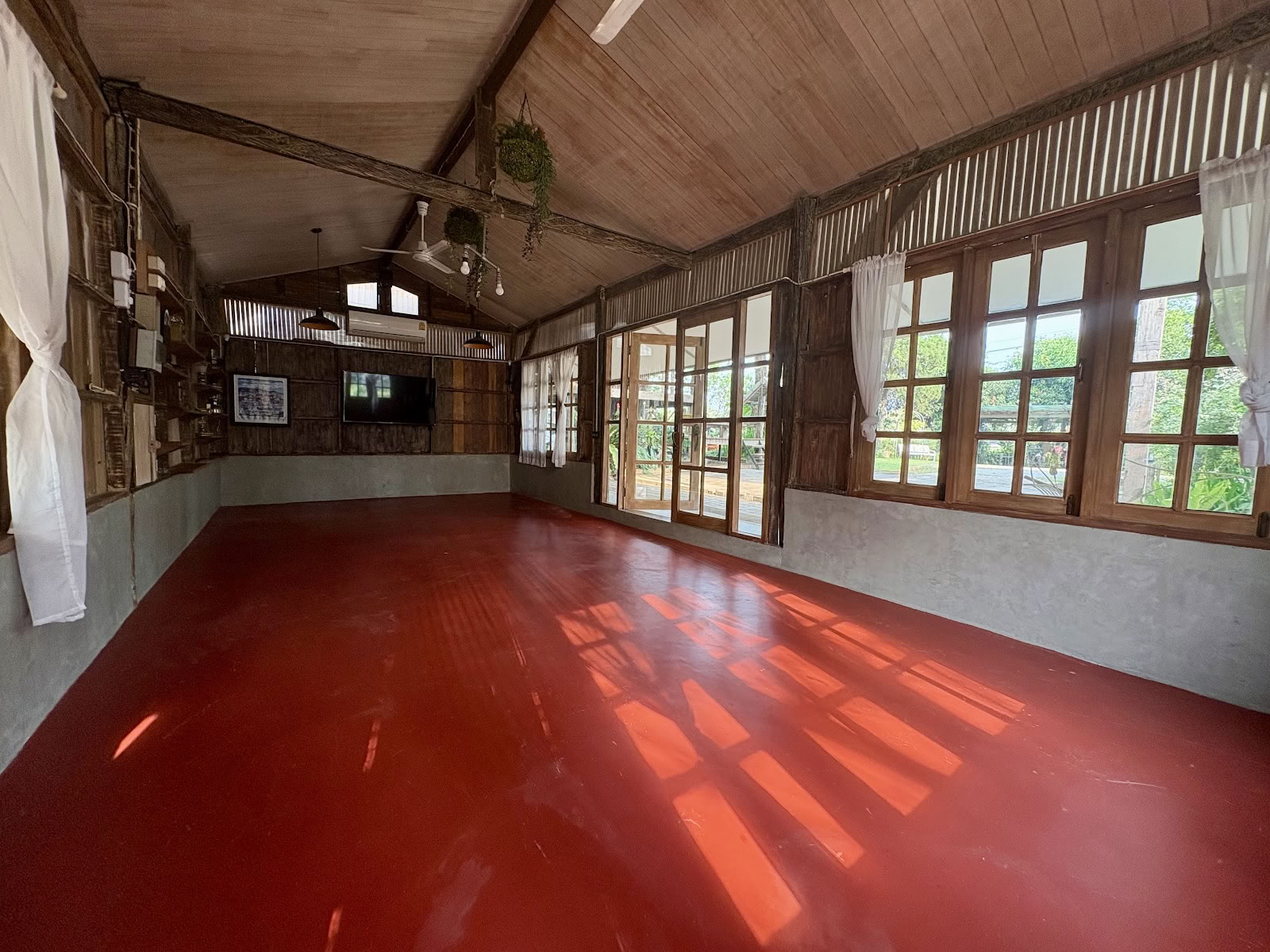 Luminaria Yogashala – Scuola di Yoga e Ritiro Yoga Chiang Mai