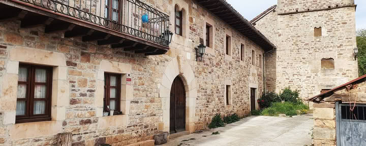 Centro di Ritiri di Yoga e Meditazione Pirineo · Casa Marterena