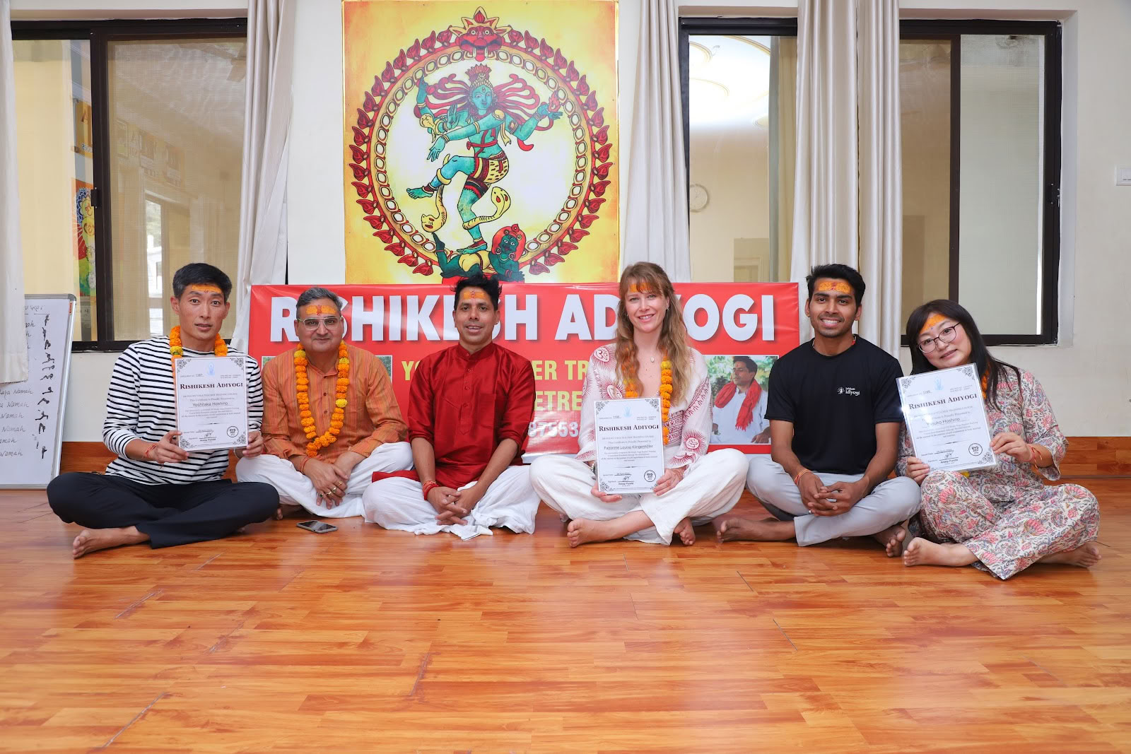 Rishikesh Adiyogi - Formazione per Insegnanti di Yoga a Rishikesh RYS 200, 300