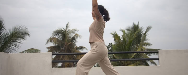 Casa Yoga Loto Blu