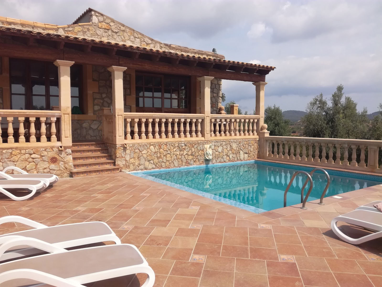 Ashram Mallorca | Viaggi di Breathwork | EMDR e Ipnosi | Coaching | Apertura del Cuore e Lavoro sulla Visione