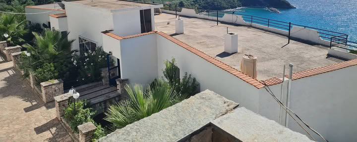 Hotel Arilla Beach