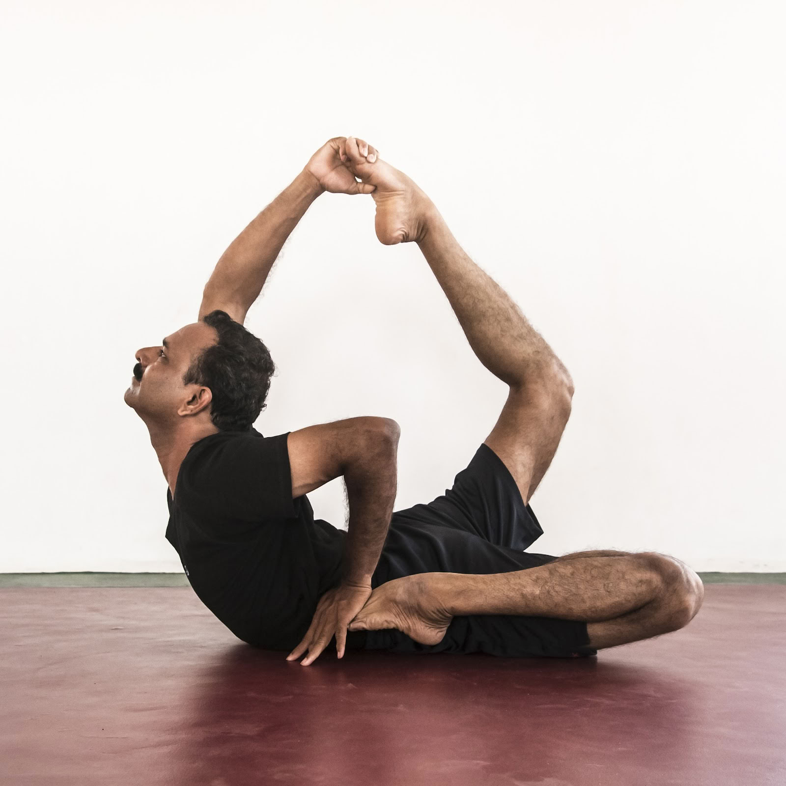 Yoga con Srinatha, Mysore, India - Centro di formazione per insegnanti di Ashtanga | Hatha | Iyengar Yoga