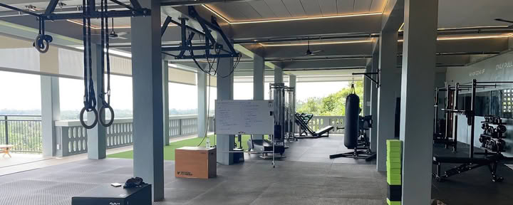 Gym Gravity Movement