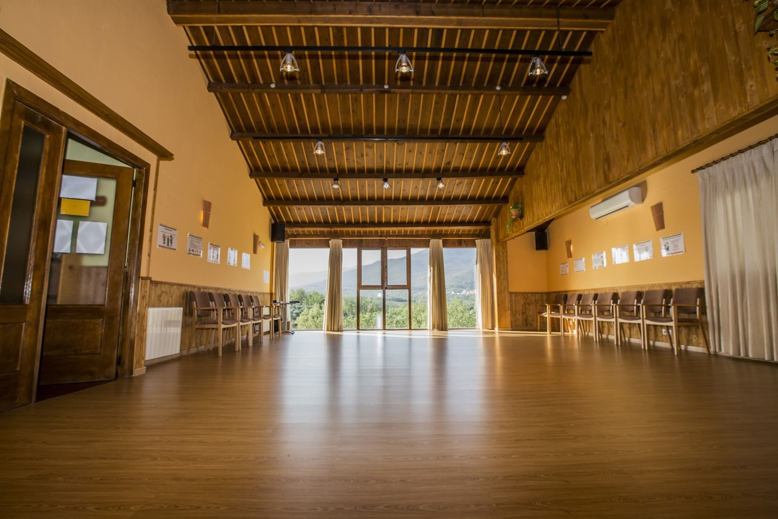 Scuola di Yoga e Ashram Matrika