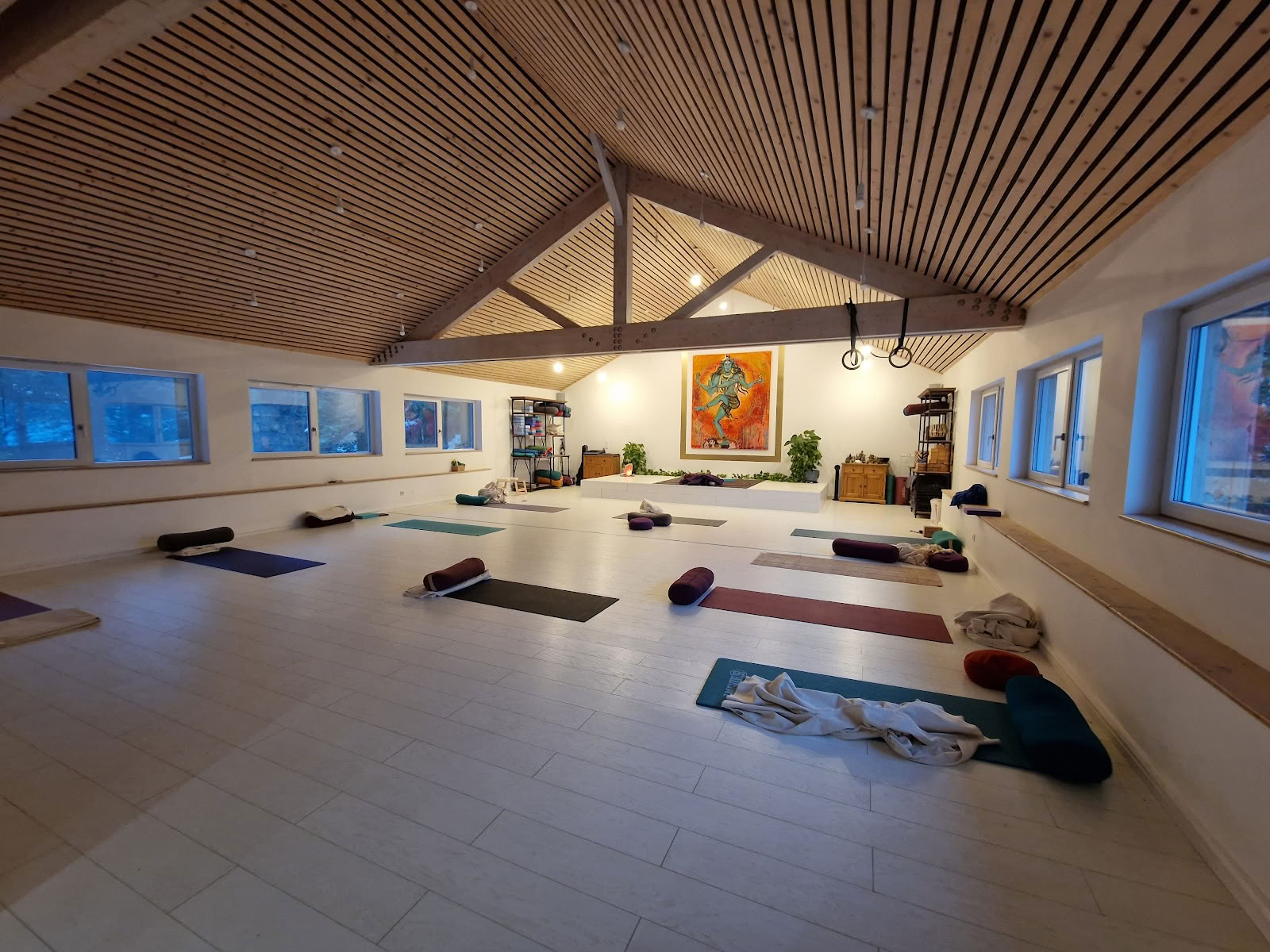 SANSKRITI – Centro di ritiro Yoga e Meditazione | Alpi Francesi