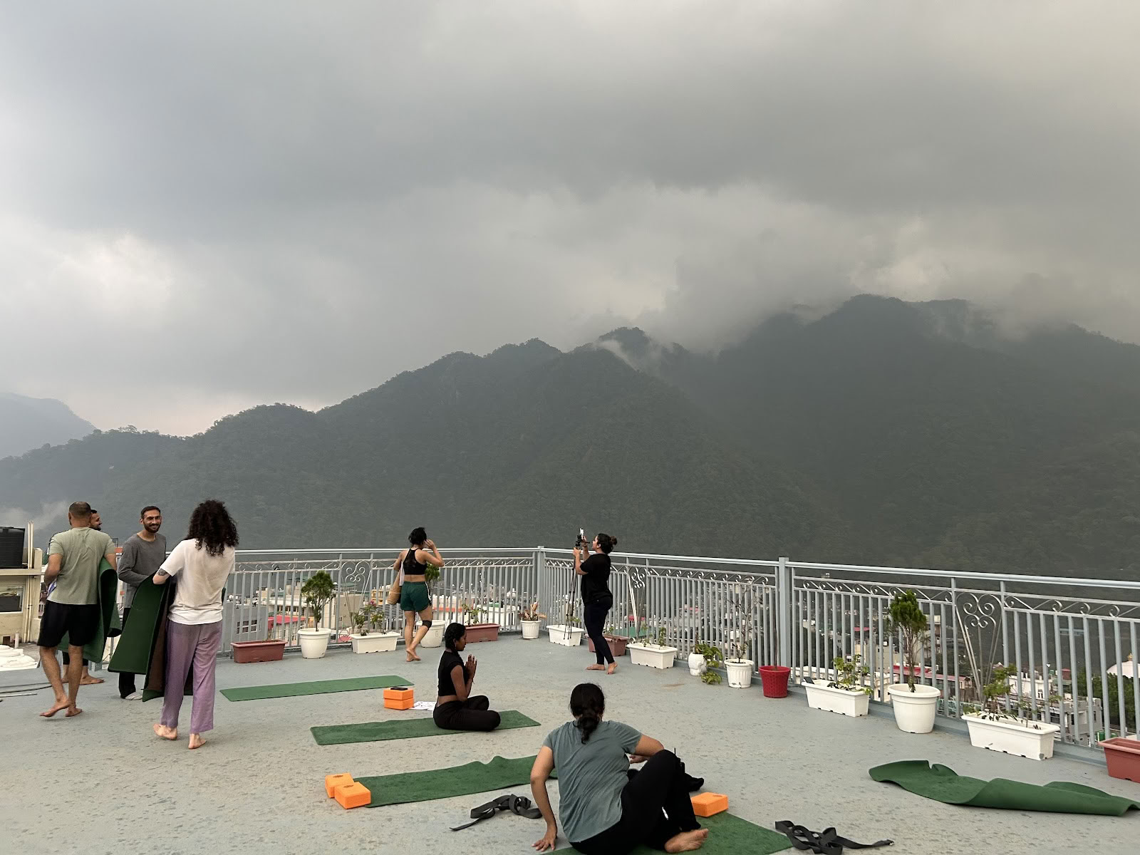 Scuola di Ashtanga Yoga di Rishikesh - Corso di formazione insegnanti di yoga a Rishikesh