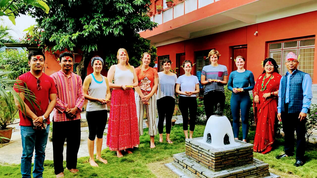 Corso di formazione per insegnanti di yoga in Nepal - 200 ore, 300 ore, Mantra Yoga School, Pokhara