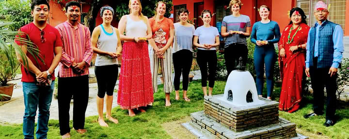 Corso di formazione per insegnanti di yoga in Nepal - 200 ore, 300 ore, Mantra Yoga School, Pokhara