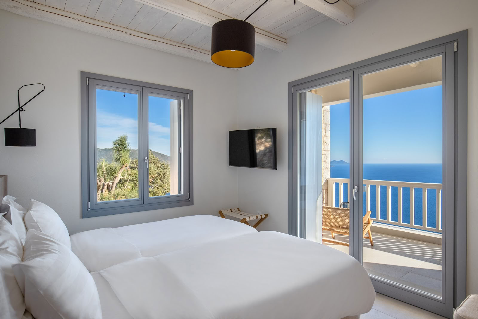 Urania Luxury Villas