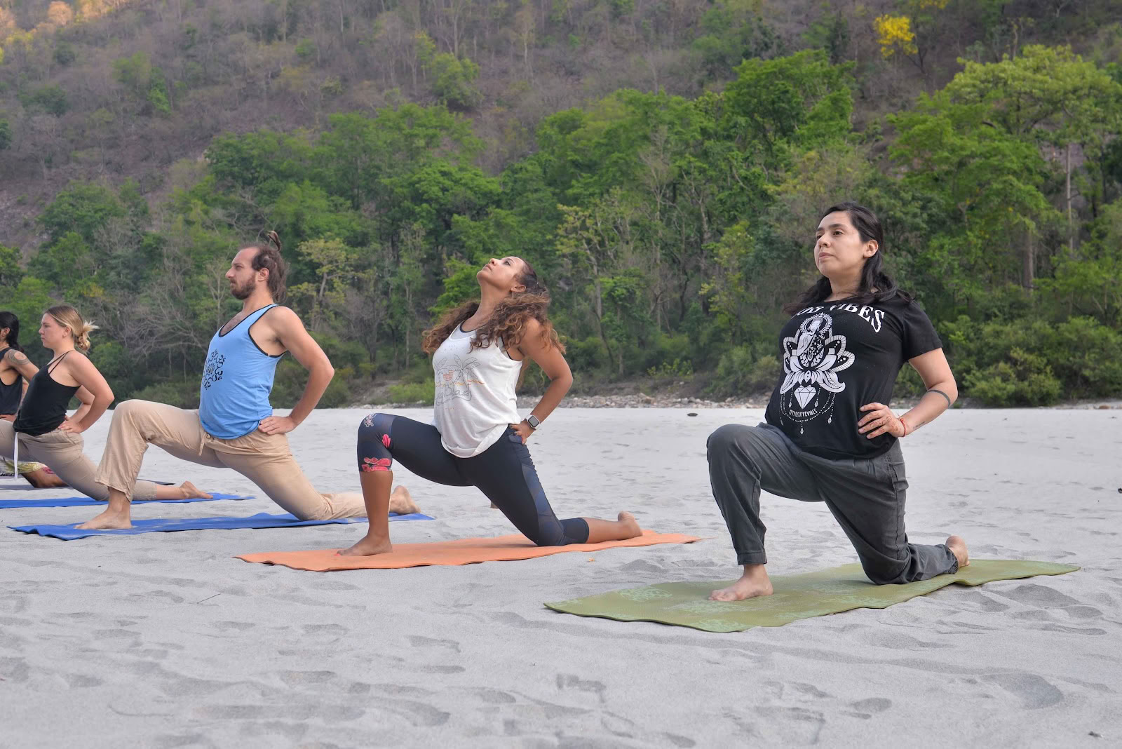Adi Yogpeeth: corso TTC di yoga da 200, 300 e 500 ore a Rishikesh