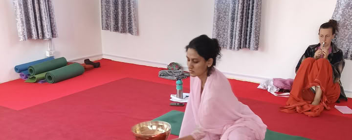 Damini Sargam Academy - Corso di Sound Healing a Rishikesh