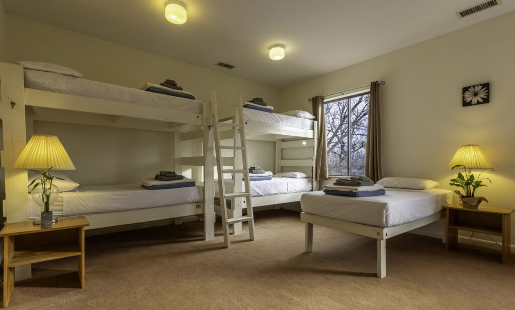 Dormitorio condiviso: cuccetta inferiore