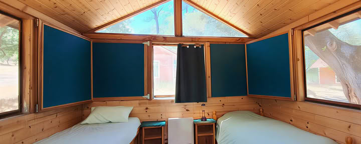 Om Cabin - Condivisione dormitorio doppio con un altro ospite (2 letti singoli)