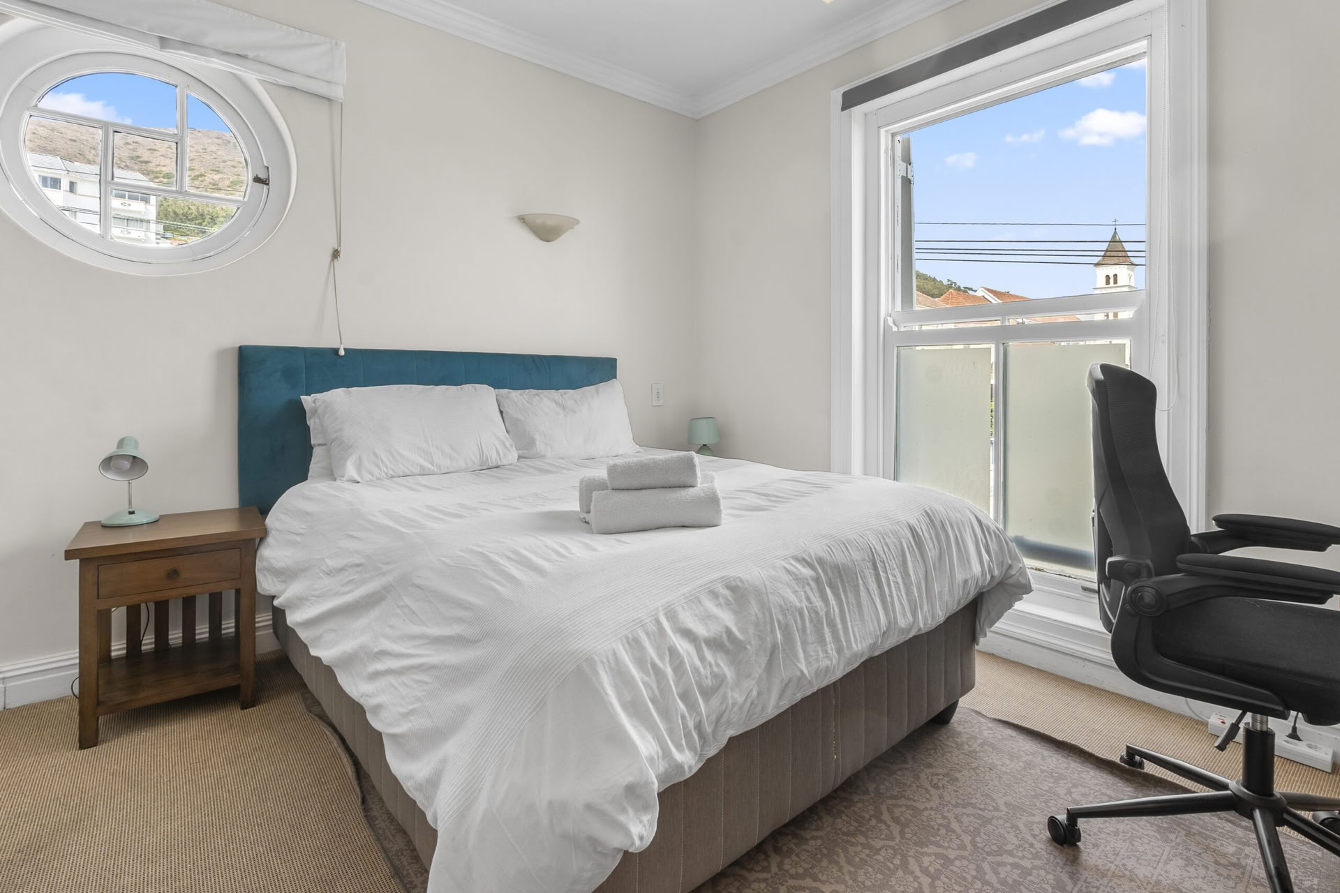 Hill Queen Suite
